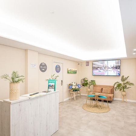 Hostal Plaza Boutique (Adults Only) Сарагоса Екстер'єр фото