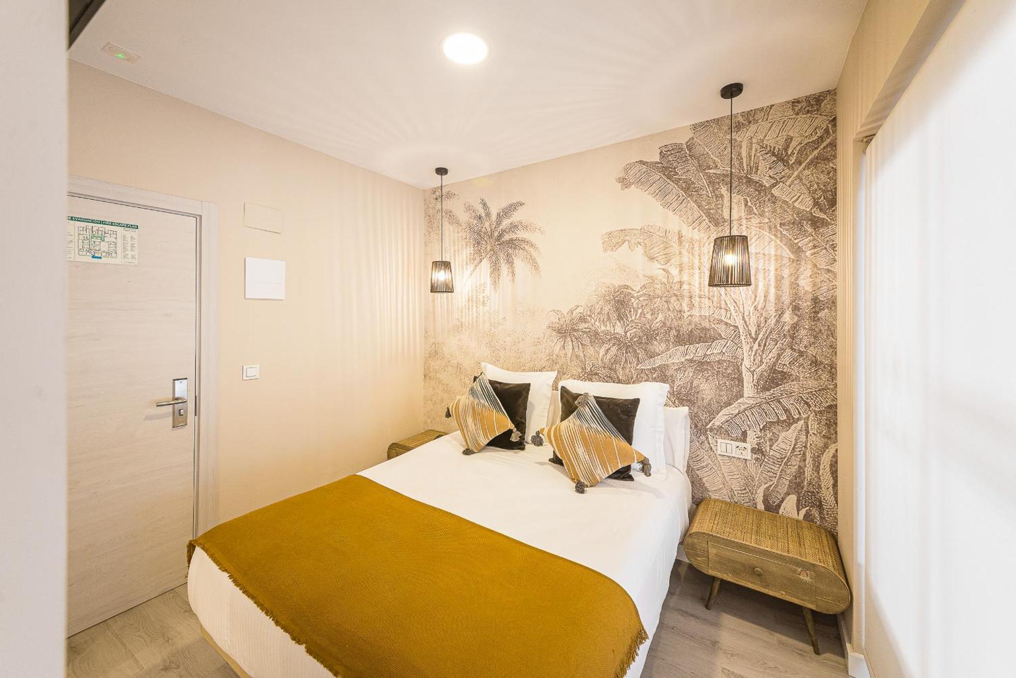 Hostal Plaza Boutique (Adults Only) Сарагоса Екстер'єр фото